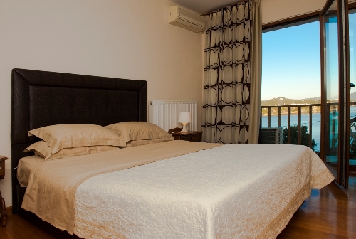3244.Malamo 2nd bedroom with sea views.JPG